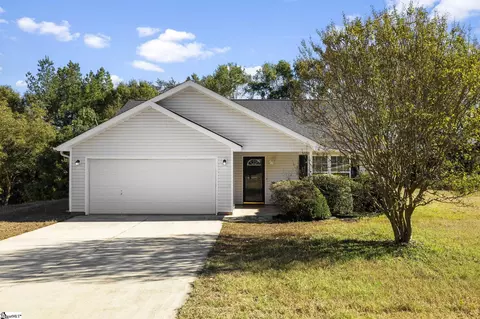 864 Damson Plum Ct, Spartanburg, SC 29301