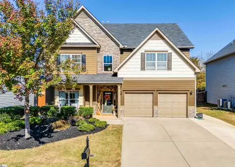 326 Bridge Crossing Dr, Simpsonville, SC 29681