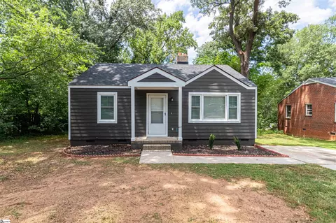 113 Mayo Dr, Greenville, SC 29605