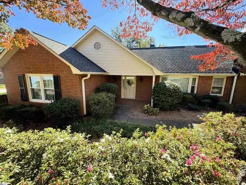 133 Fairoaks Dr, Greenville, SC 29615