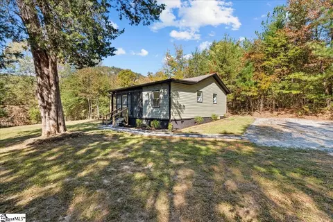 434 Big Rock Lake Rd, Pickens, SC 29671