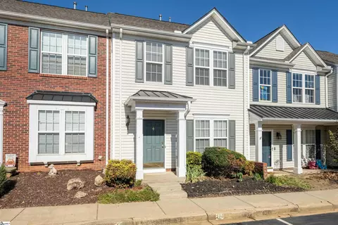 216 Spring Crossing Cir, Greer, SC 29650