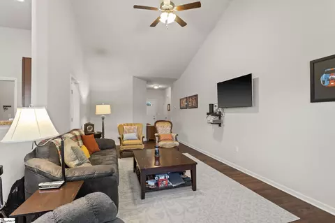 114 W 3rd Ave, Easley, SC 29640 photo 12