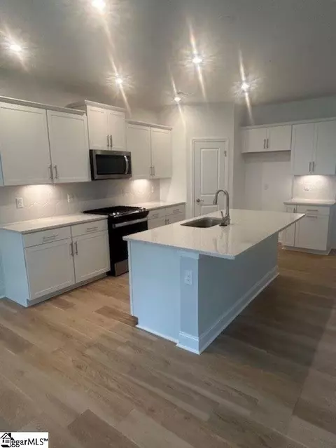 Kitchen - 304 Indigo Cir #LOT 32, Easley, SC 29642 photo 1 of 1