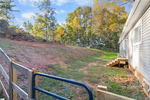 Exterior - 155 Looper Rd, Easley, SC 29640 photo 4 of 4