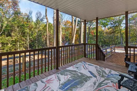 Exterior - 155 Looper Rd, Easley, SC 29640 photo 2 of 4