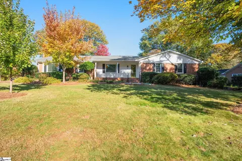 12 Wonderwood Dr, Greenville, SC 29615