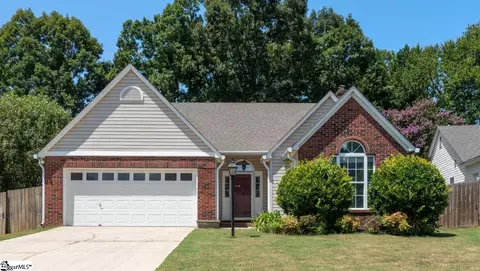 15 Hazelnut Ct, Taylors, SC 29687