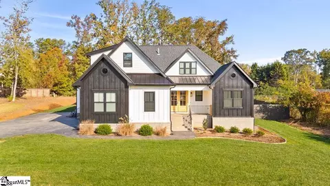 911 Pelham Rd, Greenville, SC 29615
