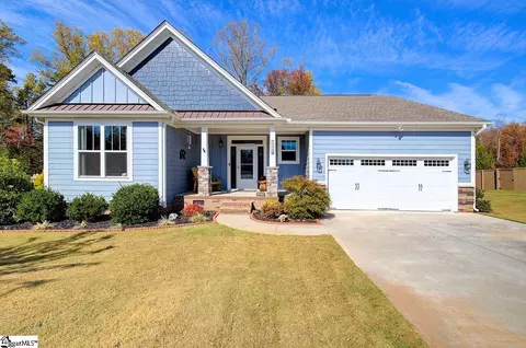 300 Grayson Dr, Travelers Rest, SC 29690