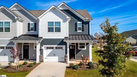 300 Rodessa Ln, Travelers Rest, SC 29690