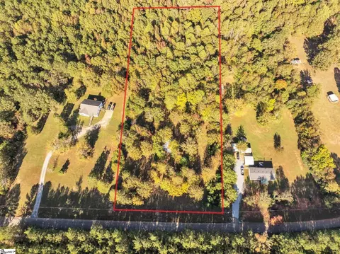 818 Audubon Pl, Iva, SC 29655