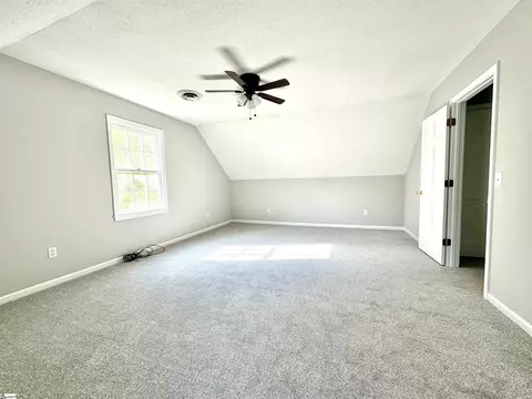 Bedroom - 300 Tanner Rd, Taylors, SC 29687 photo 6 of 9