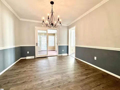 Dining - 300 Tanner Rd, Taylors, SC 29687 photo 1 of 4