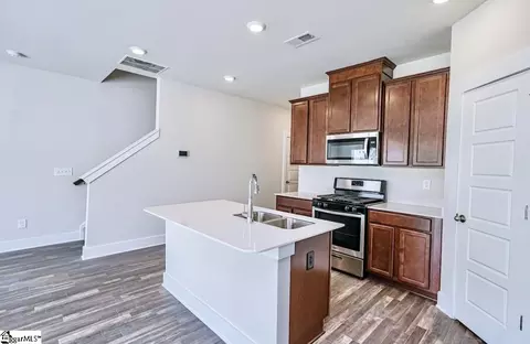 Kitchen - 404 Windsinger Ln, Greer, SC 29650 photo 2 of 2