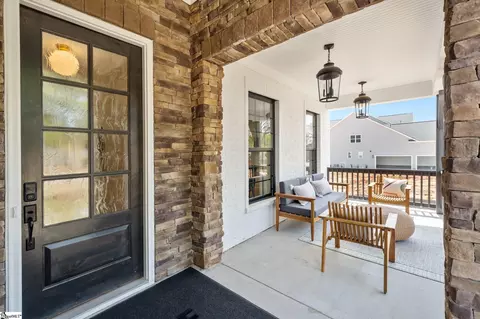 Exterior - 707 Enoree River Pl, Greer, SC 29651 photo 3 of 5
