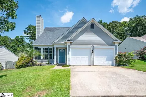 109 Valhalla Ln, Simpsonville, SC 29681