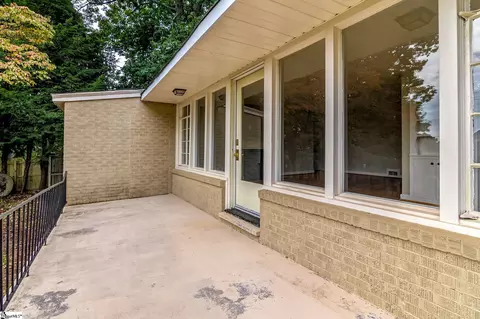 Exterior - 206 Laurel Rd, Greer, SC 29651 photo 8 of 11