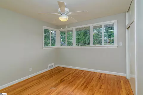 Bedroom - 206 Laurel Rd, Greer, SC 29651 photo 5 of 10