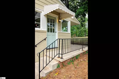 Exterior - 206 Laurel Rd, Greer, SC 29651 photo 6 of 11
