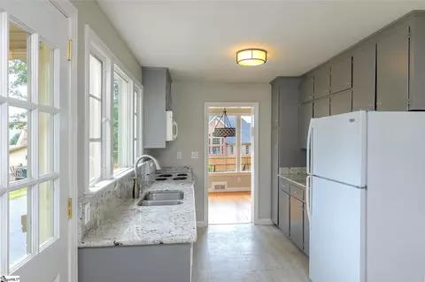 Kitchen - 206 Laurel Rd, Greer, SC 29651 photo 3 of 3