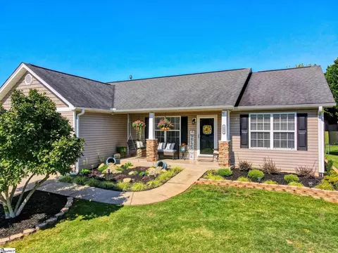 Exterior - 109 Rustcraft Dr, Greer, SC 29651 photo 7 of 8