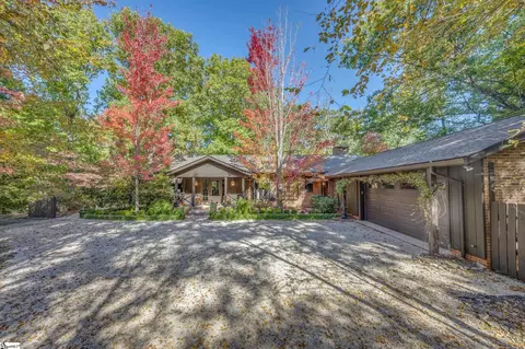 550 Ridge Top Rd, Tryon, NC 28782