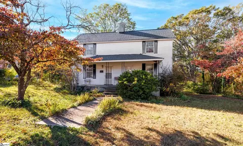 17 Transylvania St, Piedmont, SC 29673