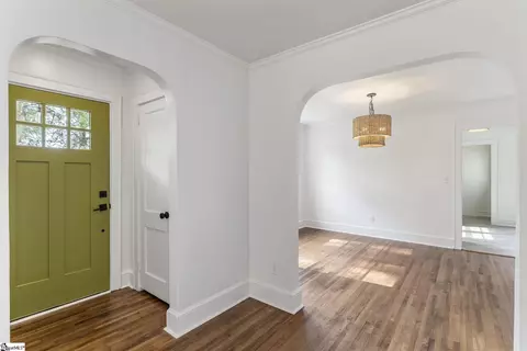 Entry Way - 10 Park Ave, Honea Path, SC 29654 photo 1 of 2