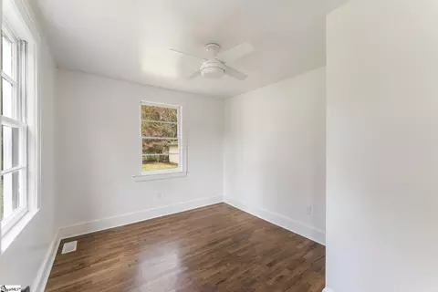 Bedroom - 10 Park Ave, Honea Path, SC 29654 photo 1 of 5