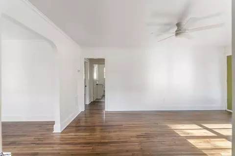 Living - 10 Park Ave, Honea Path, SC 29654 photo 2 of 5