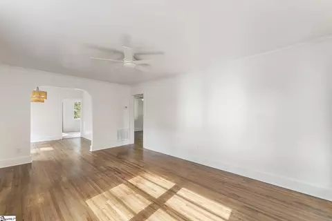 Living - 10 Park Ave, Honea Path, SC 29654 photo 5 of 5
