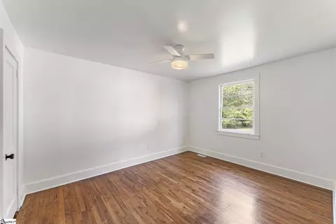 Bedroom - 10 Park Ave, Honea Path, SC 29654 photo 3 of 5