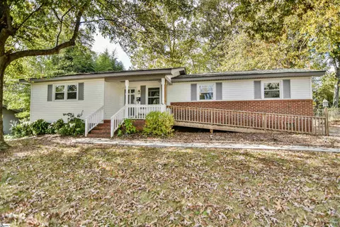 508 Tebblewood Dr, Simpsonville, SC 29680