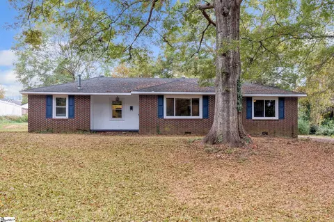 217 N Catherine St, Pickens, SC 29671