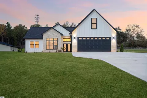 128 Cothran Rd, Inman, SC 29349