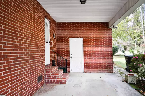 Exterior - 710 S E St, Easley, SC 29640 photo 5 of 9