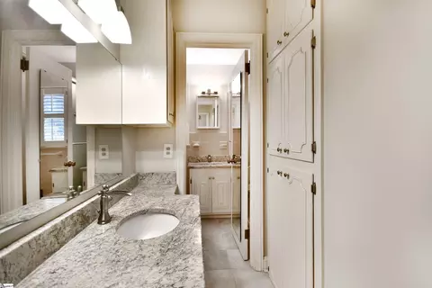 Bath - 710 S E St, Easley, SC 29640 photo 1 of 5