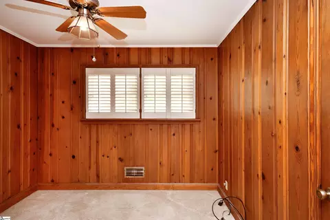 Bedroom - 710 S E St, Easley, SC 29640 photo 6 of 8