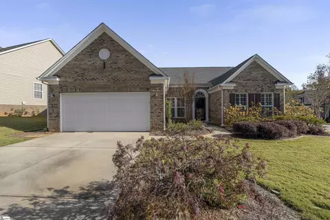 300 Allendale Abbey Ln, Simpsonville, SC 29681