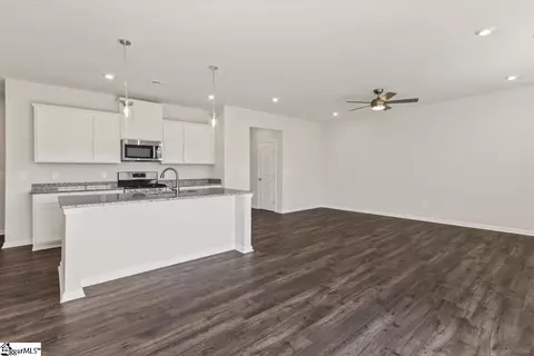 Living - 1109 Berry Patch Dr, Lyman, SC 29365 photo 3 of 5