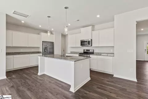 Kitchen - 1109 Berry Patch Dr, Lyman, SC 29365 photo 2 of 4