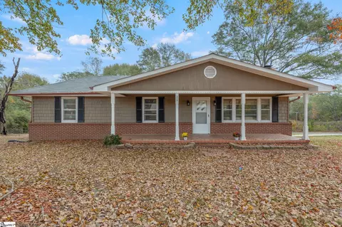 818 Rice Rd, Easley, SC 29640