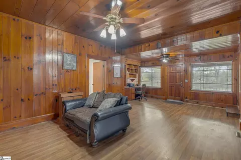 Living - 818 Rice Rd, Easley, SC 29640 photo 5 of 5