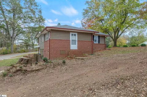Exterior - 818 Rice Rd, Easley, SC 29640 photo 5 of 5