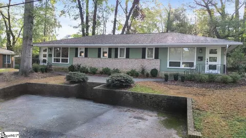 21 Knoxbury Ter, Greenville, SC 29601