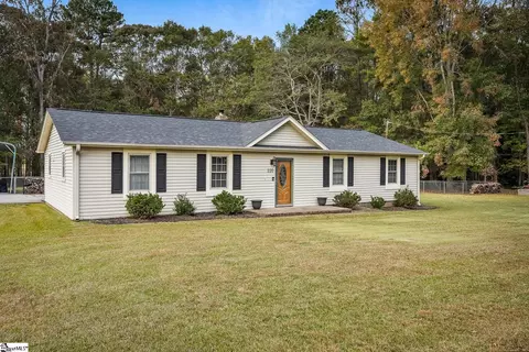 Exterior - 220 Lewis Rd, Williamston, SC 29697 photo 2 of 8