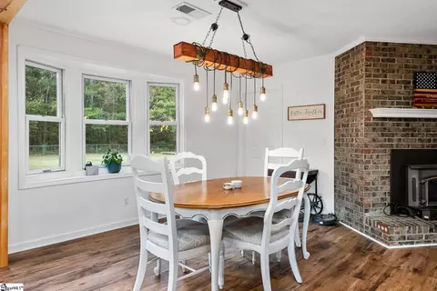 Dining - 220 Lewis Rd, Williamston, SC 29697 photo 1 of 1
