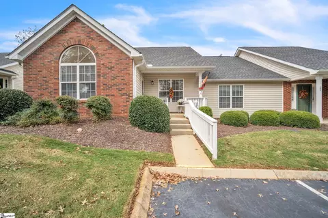 27 Bailess Ct, Greer, SC 29650