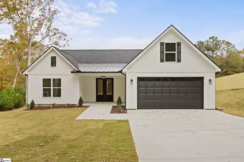 3878 Durham Rd, Greer, SC 29651 photo 2